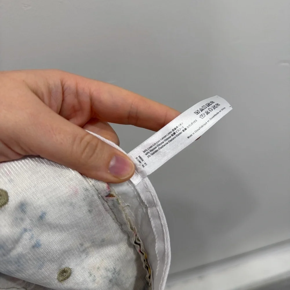 Urban Outfitters x Laura Ashley Linen Blend Floral Bucket Hat ‘90s